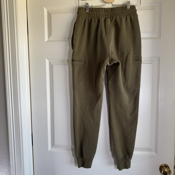 Mens Fabletics Go To Jogger Moss Green Cargo Pockets Fleece Pants Size XS - Picture 16 of 16